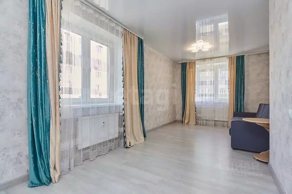 2-к кв. Башкортостан, Уфа ул. Генерала Ишбулатова, 8 (56.0 м) - Фото 1
