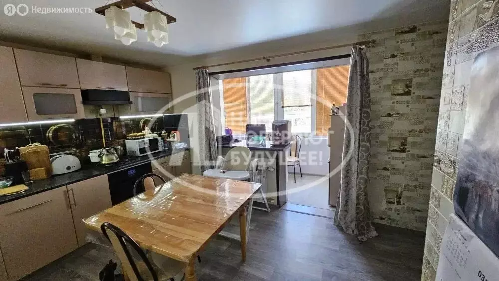 2-комнатная квартира: посёлок Марковский, 5 (63.6 м) - Фото 2