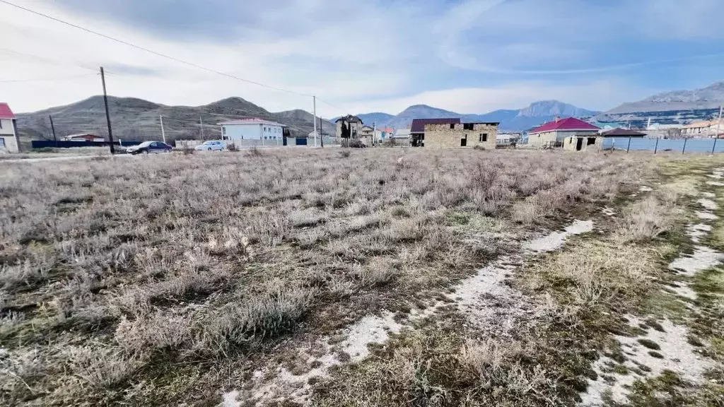 Участок в Крым, Судак муниципальный округ, с. Солнечная Долина ул. ... - Фото 1