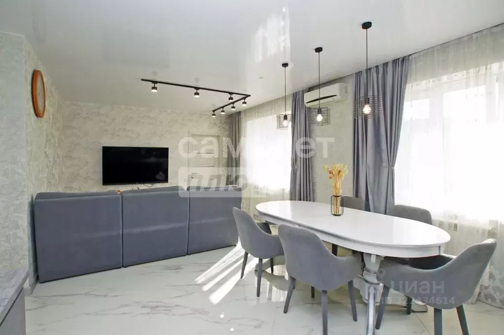 4-к кв. Омская область, Омск просп. Комарова, 16 (110.0 м) - Фото 2