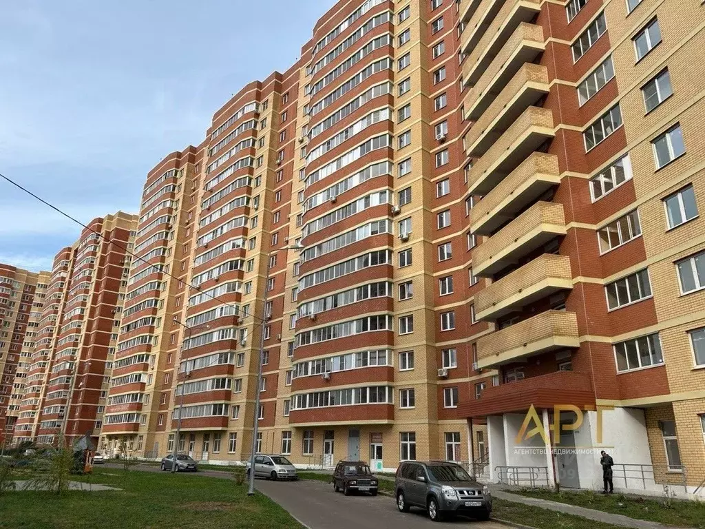 1-к кв. Московская область, Лобня Батарейная ул., 8 (40.2 м) - Фото 1