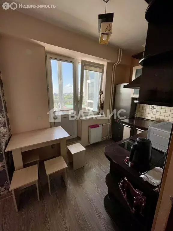 1-комнатная квартира: Иркутск, улица Поленова, 13 (34 м) - Фото 2