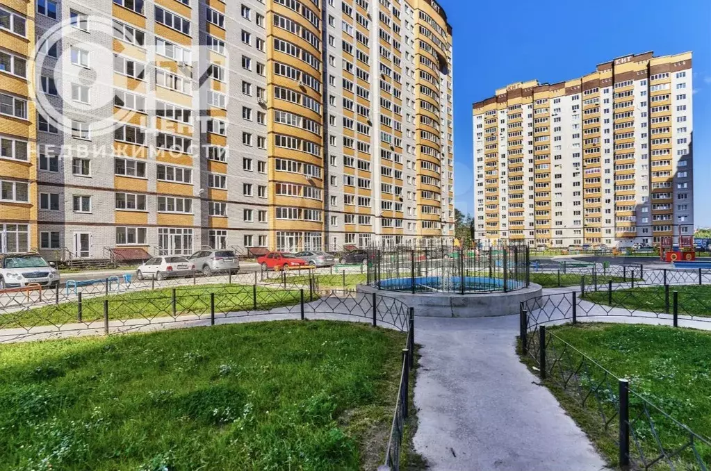 3-к. квартира, 103 м, 14/17 эт. - Фото 1