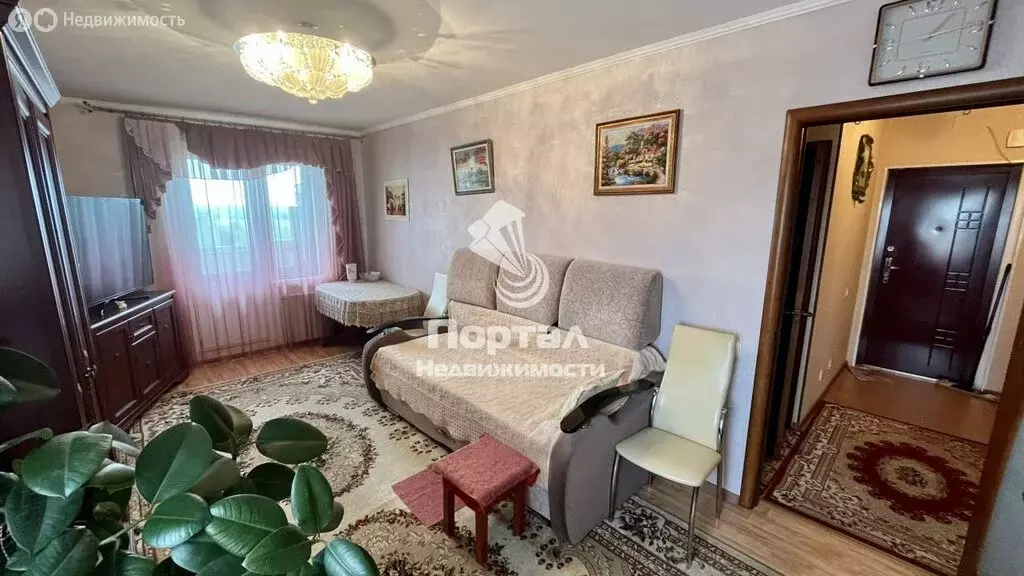 1-комнатная квартира: Серпухов, улица Ногина, 1Б (42 м) - Фото 2