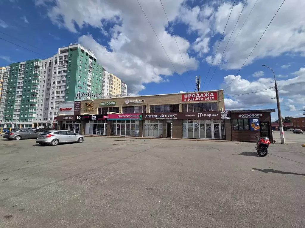 Торговая площадь в Удмуртия, Ижевск ул. Азина, 143 (16 м) - Фото 0