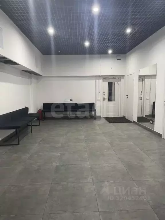 Офис в Бурятия, Улан-Удэ ул. Калашникова, 11Б/1 (14 м) - Фото 1