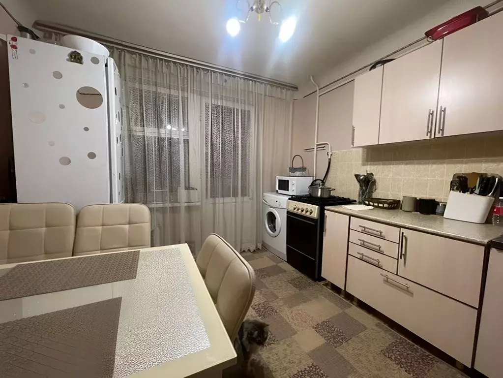 3-к кв. Краснодарский край, Мостовской пгт ул. Горького, 98 (71.0 м) - Фото 1