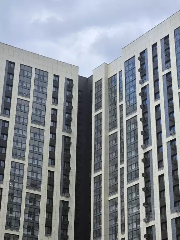 3-к кв. Москва ул. Николая Озерова, 2к1 (72.6 м) - Фото 0