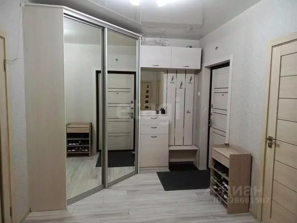 3-к кв. Тюменская область, Тюмень ул. Мельникайте, 2к9 (80.1 м) - Фото 1