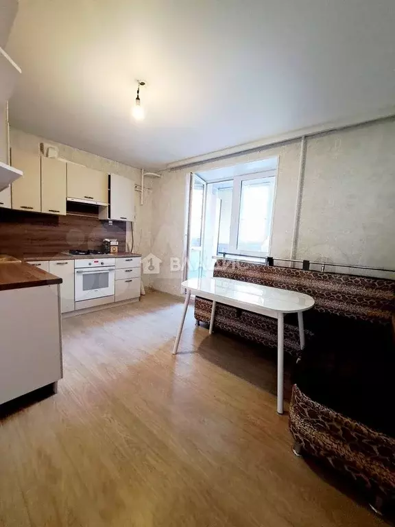 3-к. квартира, 72,4 м, 1/9 эт. - Фото 0