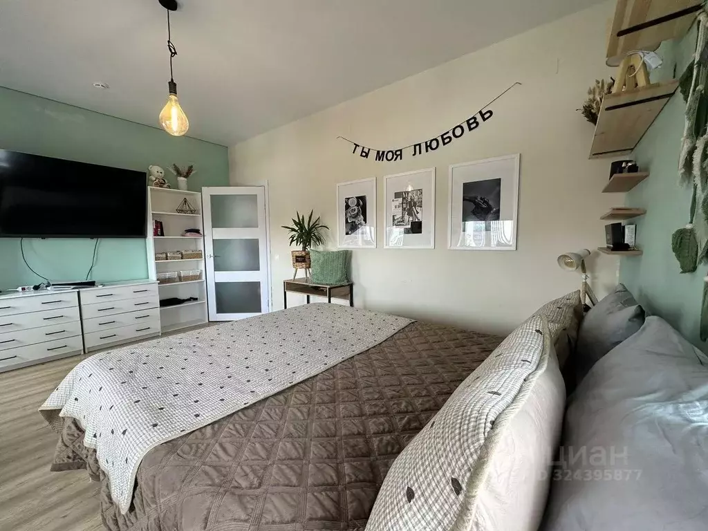 2-к кв. Ямало-Ненецкий АО, Новый Уренгой Славянский мкр, 1/4 (68.0 м) - Фото 1