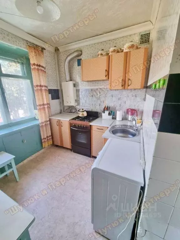 3-к кв. Брянская область, Карачев ул. Дзержинского, 8 (60.0 м) - Фото 1