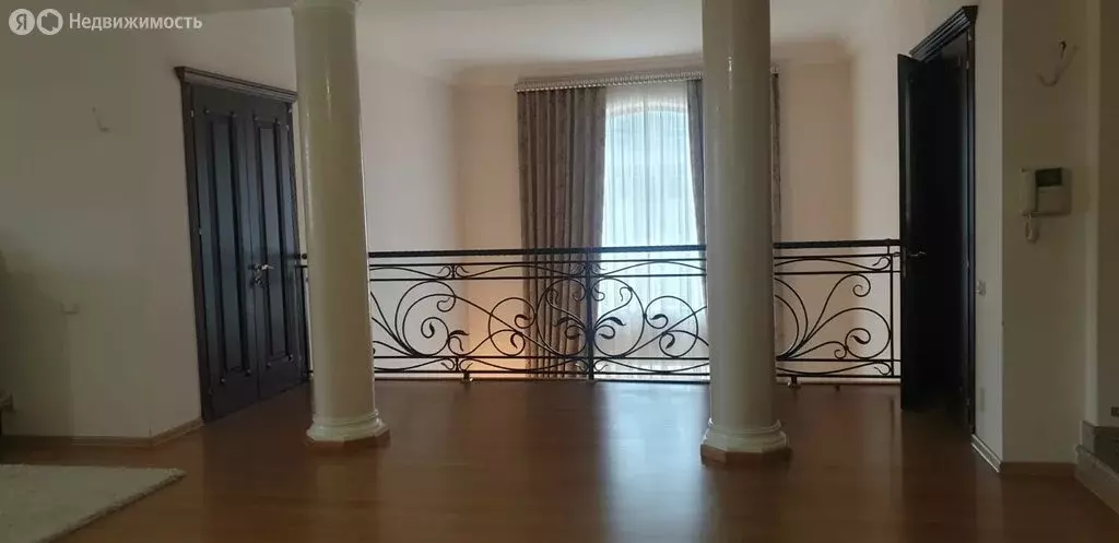 Дом в Нальчик, улица Тарчокова, 7 (500 м) - Фото 2