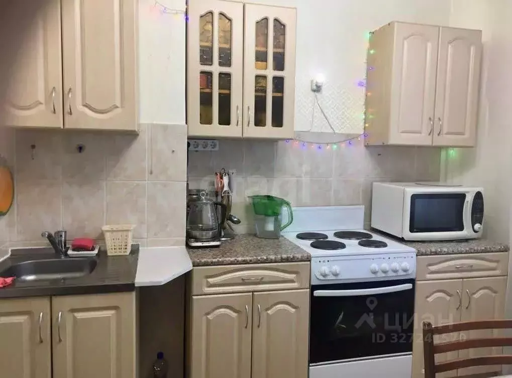 2-к кв. Ямало-Ненецкий АО, Муравленко ул. 70 лет Октября, 18 (51.7 м) - Фото 2