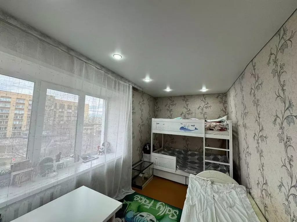 2-к кв. Хакасия, Абакан ул. Кирова, 77 (40.0 м) - Фото 1