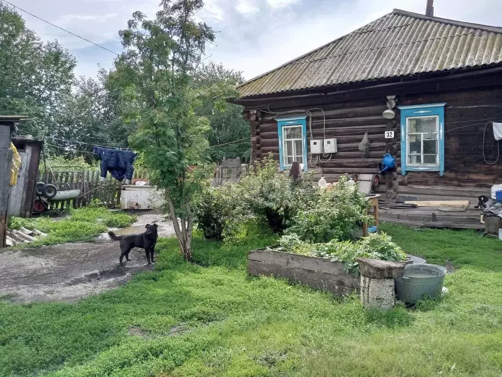 Дом в Алтайский край, Тогульский район, с. Тогул Набережная ул., 32 ... - Фото 0