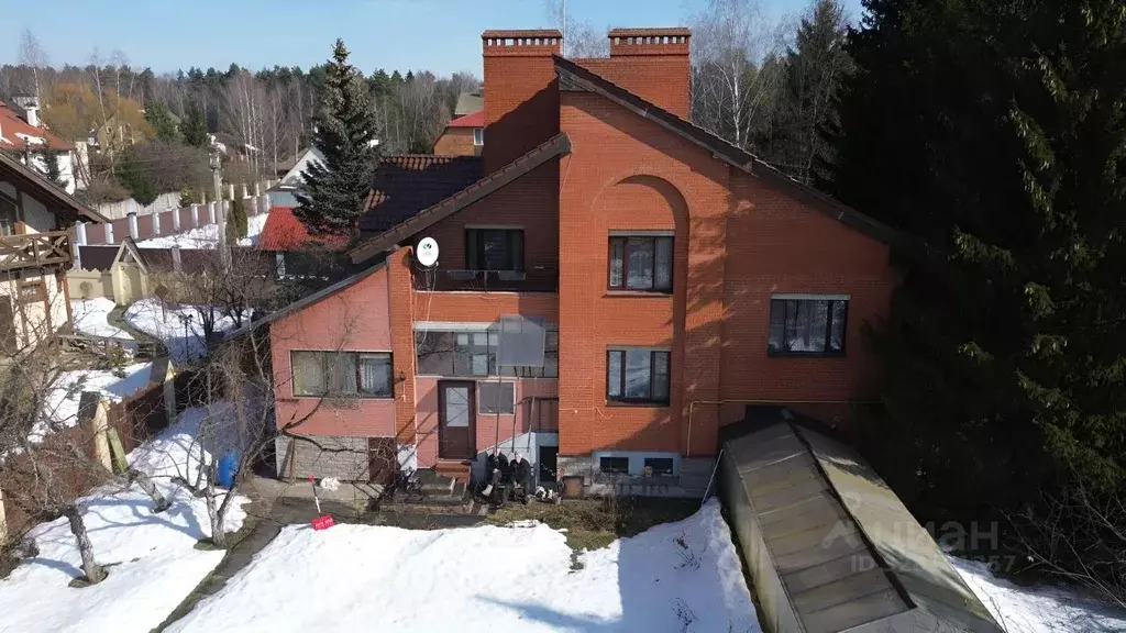 Коттедж в Московская область, Одинцовский городской округ, Ларюшино-2 ... - Фото 1