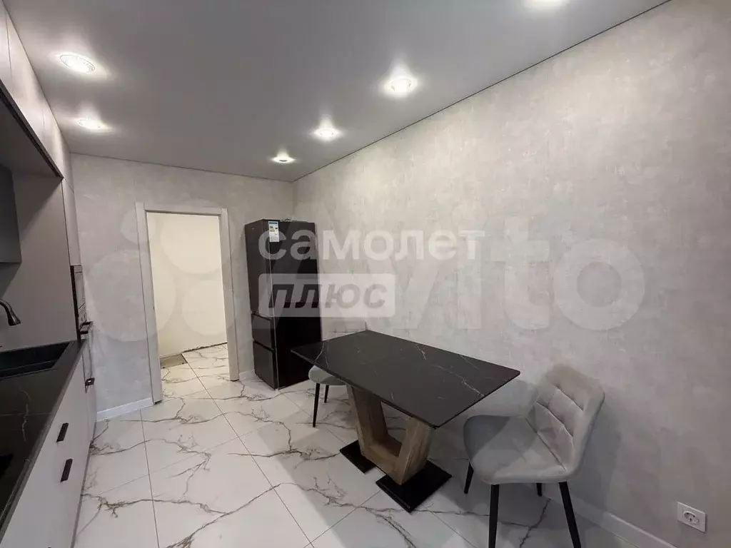 2-к. квартира, 57,1 м, 2/5 эт. - Фото 1