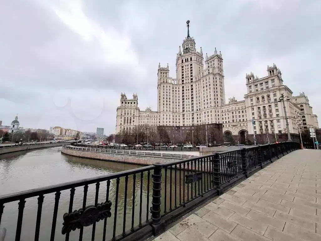 4-к. квартира, 165 м, 5/18 эт. - Фото 0