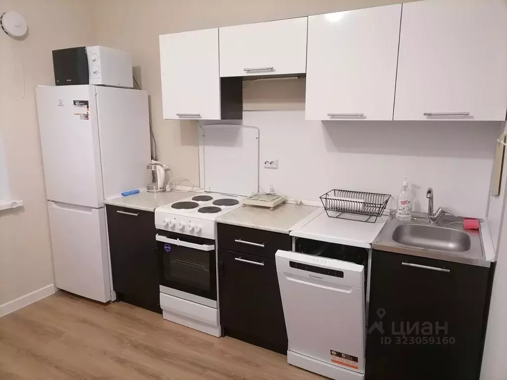 2-к кв. Санкт-Петербург ул. Катерников, 3 (50.0 м) - Фото 1