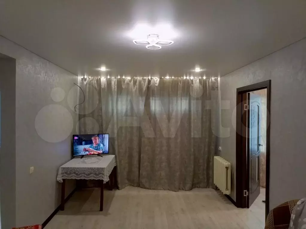 2-к. квартира, 44 м, 5/5 эт. - Фото 0
