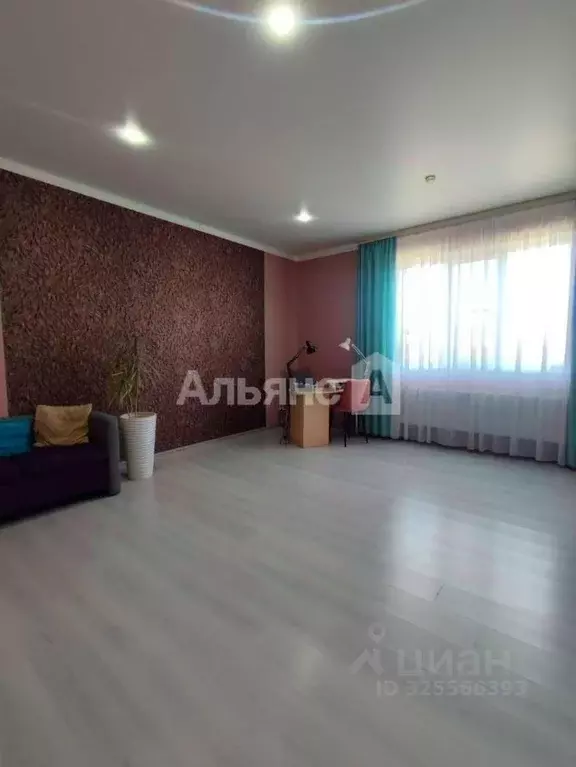 Дом в Краснодарский край, Усть-Лабинск Крымская ул. (158 м) - Фото 1