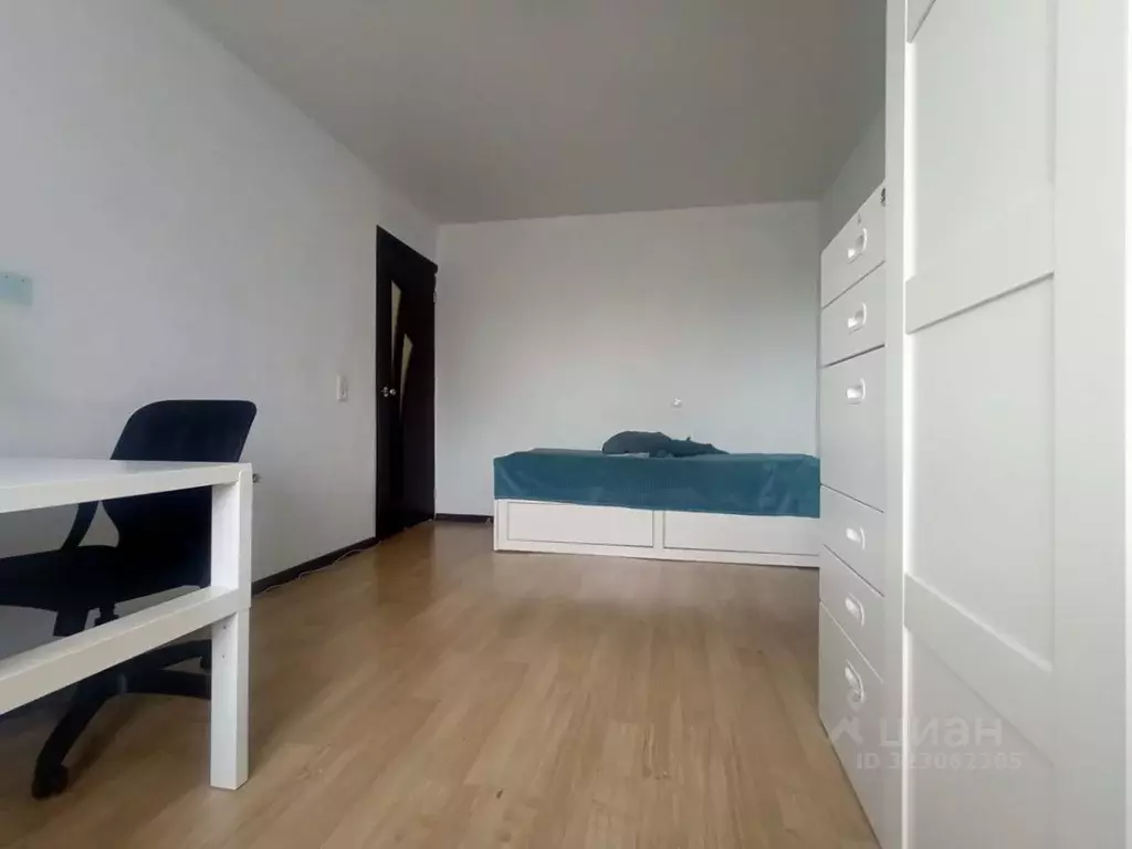 3-к кв. Свердловская область, Екатеринбург ул. Крауля, 87к1 (57.4 м) - Фото 2