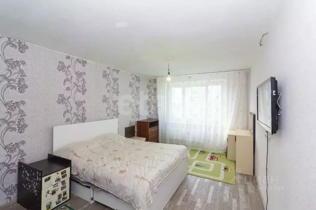 3-к кв. Тюменская область, Тюмень Кремлевская ул., 112к3 (85.4 м) - Фото 1