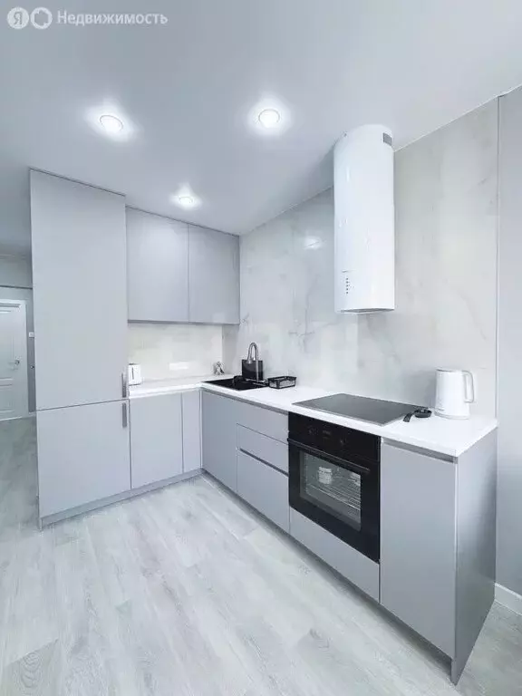 3-комнатная квартира: Томск, улица Андрея Крячкова, 17 (80.2 м) - Фото 2