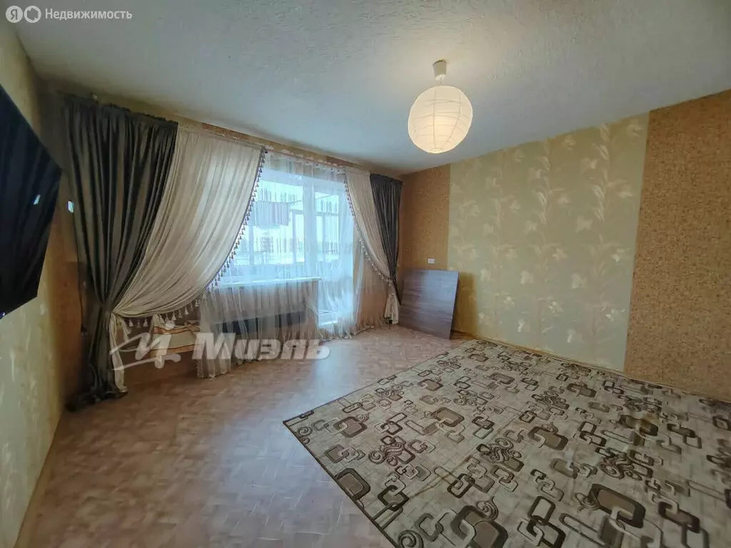 4-комнатная квартира: Нижний Тагил, Черноисточинское шоссе, 27 (74 м) - Фото 1