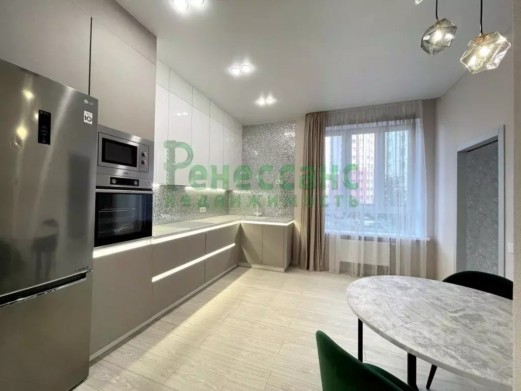 2-к кв. Брянская область, Брянск ул. Счастливая, 3 (55.0 м) - Фото 2