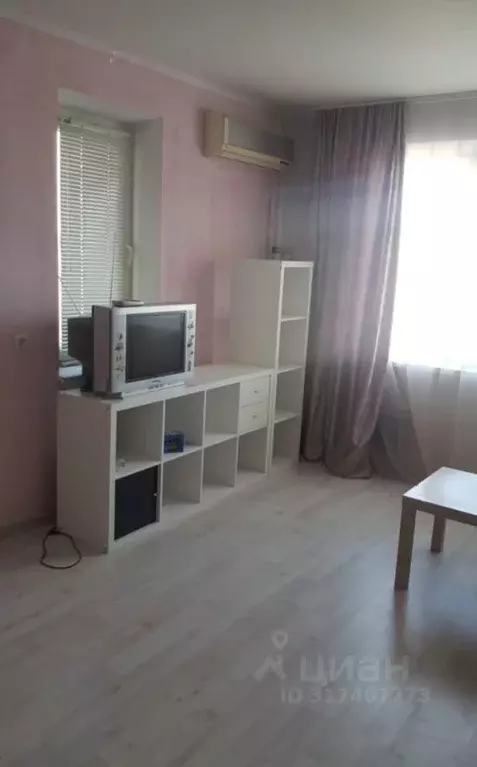 1-к кв. Краснодарский край, Краснодар Юбилейный мкр, ул. Думенко, 4 ... - Фото 0
