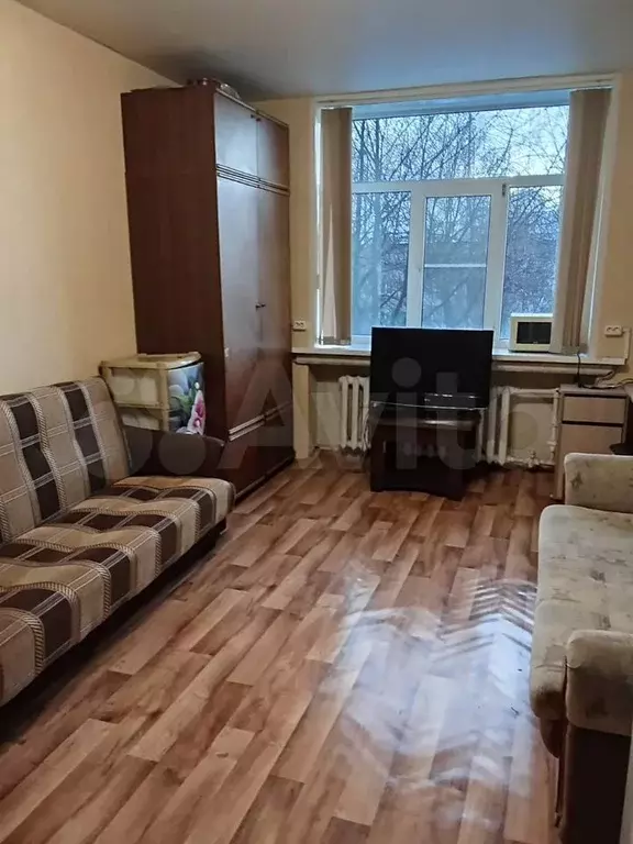 Комната 18 м в 4-к., 1/4 эт. - Фото 0