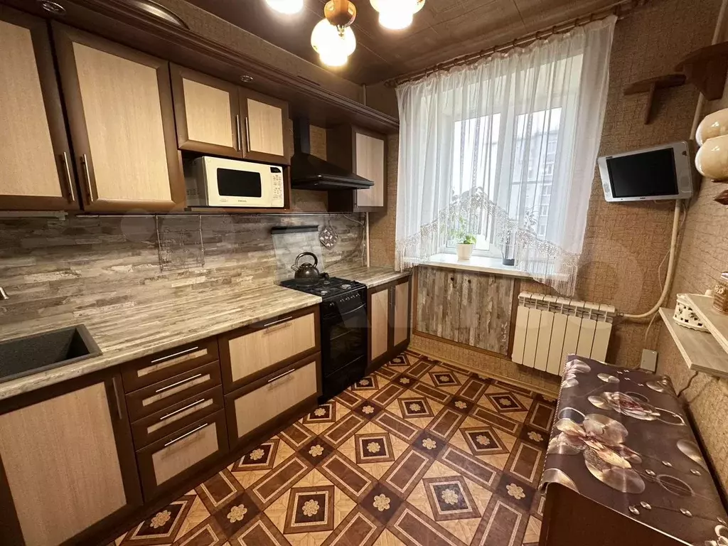 3-к. квартира, 61,2 м, 6/9 эт. - Фото 0