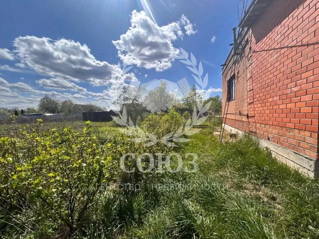 Дом в Калужская область, Перемышльский район, Большие Козлы с/пос, д. ... - Фото 2