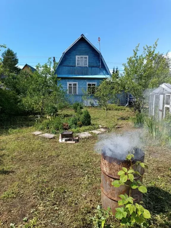 Дом в Ленинградская область, Выборгский район, Рощинское городское ... - Фото 0