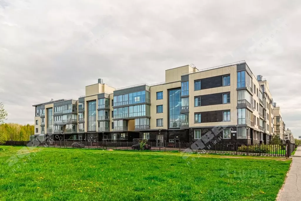 3-к кв. Санкт-Петербург ул. Катерников, 6к1 (137.0 м) - Фото 0