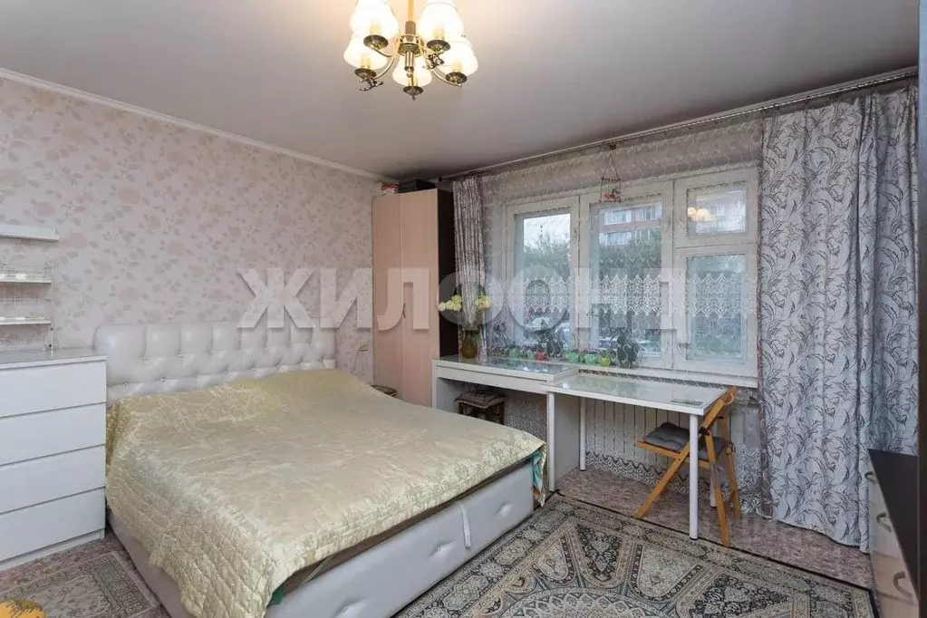 3-к кв. Новосибирская область, Новосибирск ул. Кропоткина, 261 (67.3 ... - Фото 1