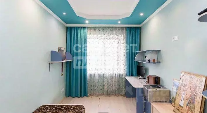 3-к кв. Тюменская область, Тюмень ул. Николая Чаплина, 113 (68.6 м) - Фото 0