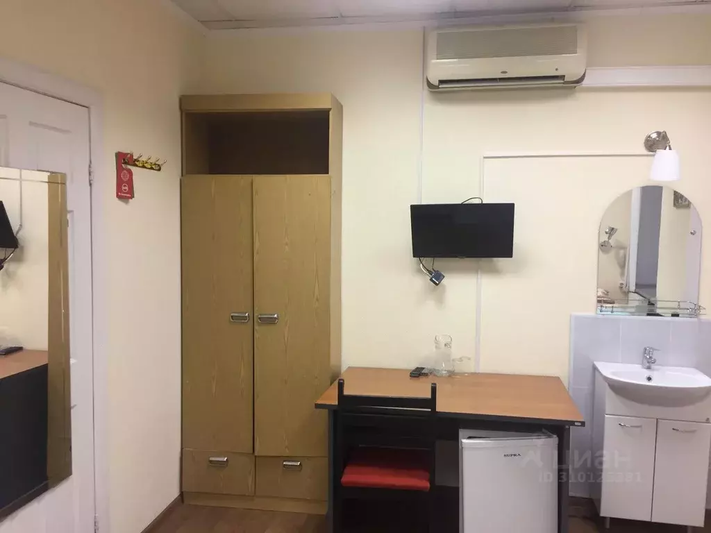 Комната Москва ул. Покровка, 48С1 (14.0 м) - Фото 1