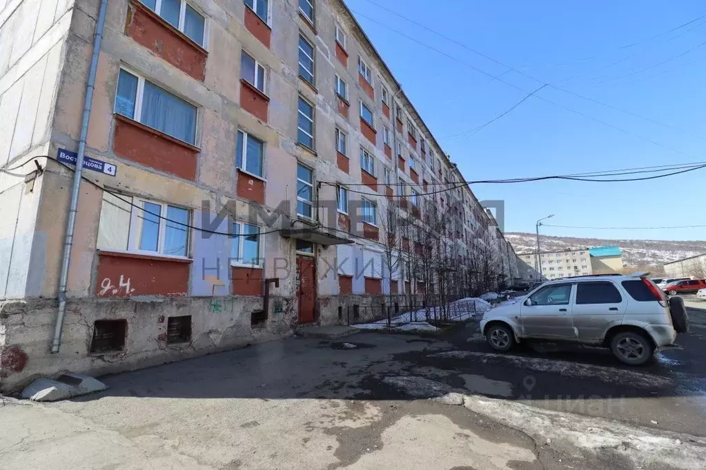 2-к кв. Магаданская область, Магадан проезд Вострецова, 4 (42.1 м) - Фото 0
