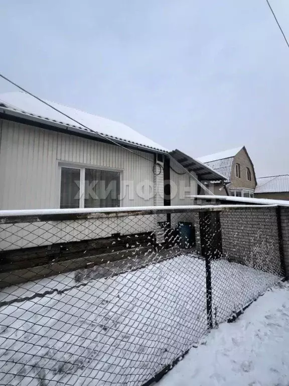 Дом в Хакасия, Абакан Мостовая ул. (113 м) - Фото 1