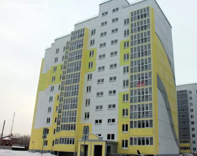 3-комнатная квартира: Омск, улица Малиновского, 23 (83.8 м) - Фото 2