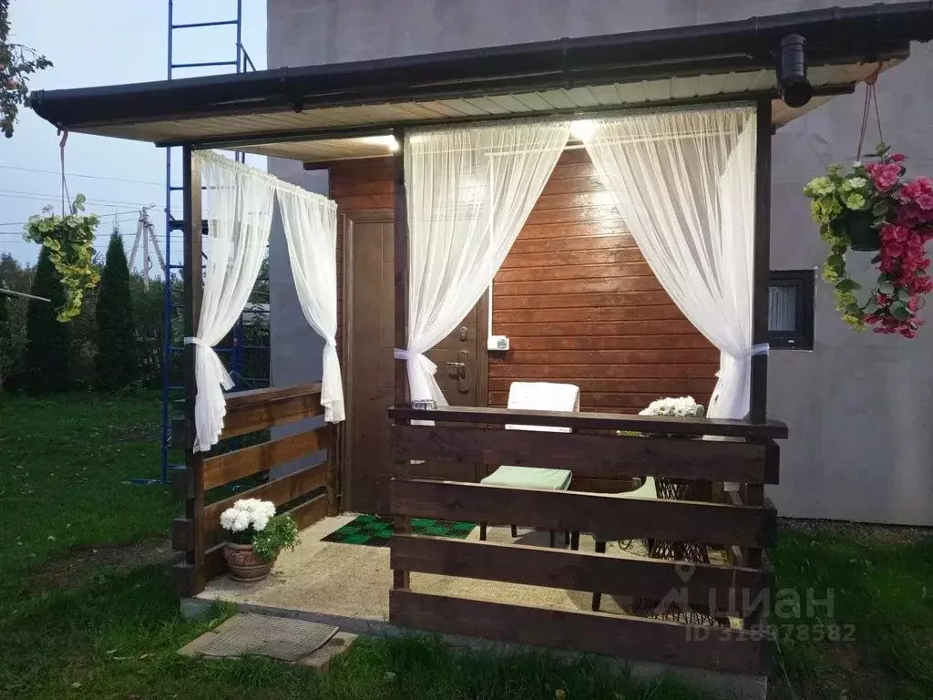 Дом в Калининградская область, Гурьевский муниципальный округ, пос. ... - Фото 2