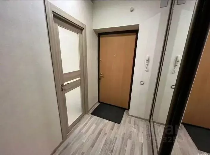 2-к кв. Свердловская область, Екатеринбург ул. Машинная, 44к2 (76.1 м) - Фото 1