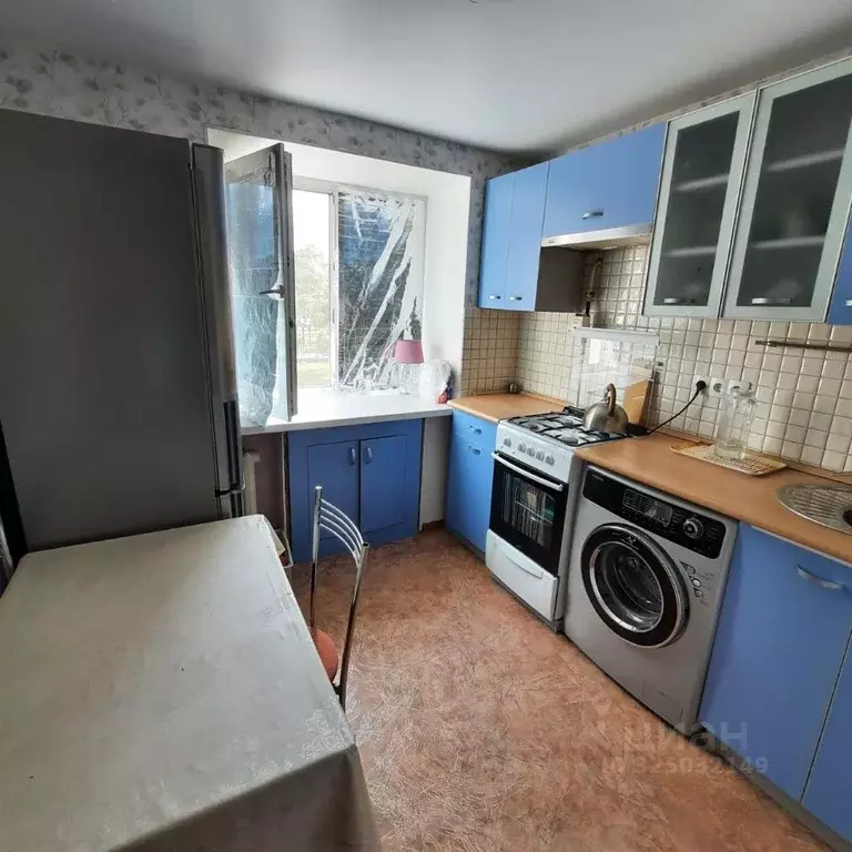 1-к кв. Омская область, Омск бул. Победы, 3 (33.0 м) - Фото 1