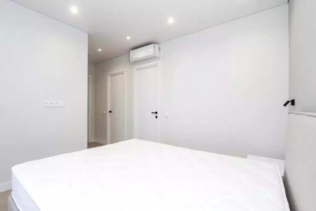 4-к кв. Свердловская область, Екатеринбург ул. Шаумяна, 24 (78.0 м) - Фото 0