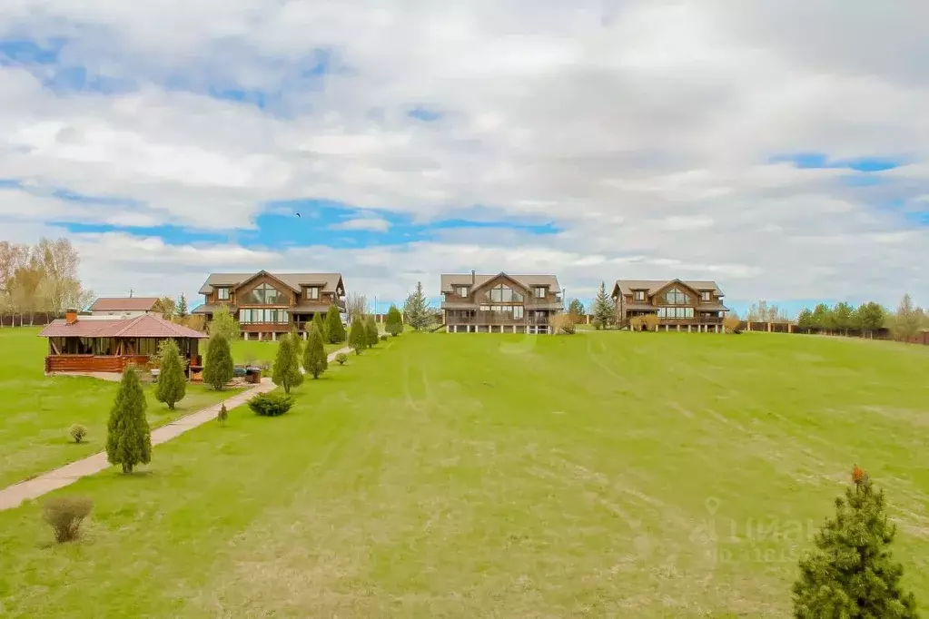 Дом в Ярославская область, Угличский муниципальный округ, д. Петряево ... - Фото 1