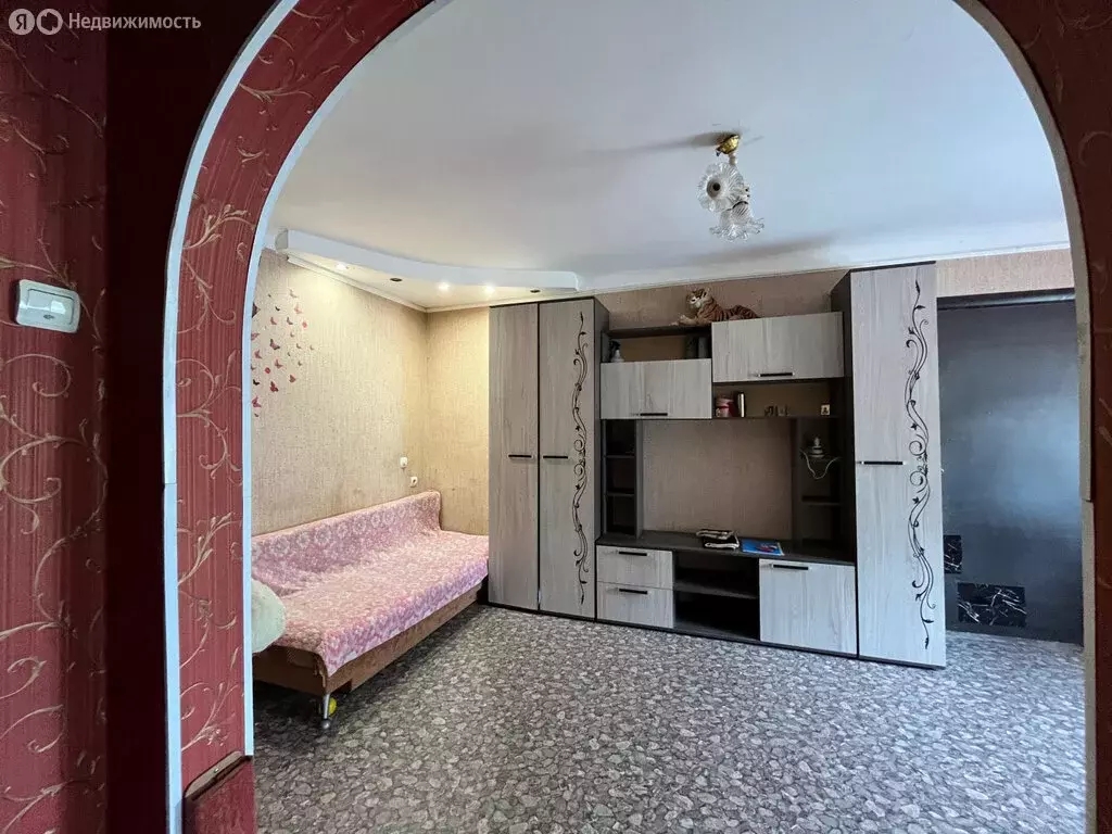 2-комнатная квартира: Ирбит, улица Александра Матросова, 12 (40.1 м) - Фото 0