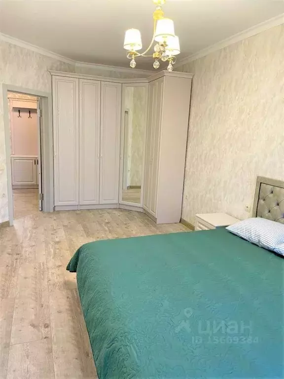 2-к кв. Кабардино-Балкария, Нальчик ул. Тлостанова, 32 (70.0 м) - Фото 1
